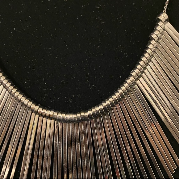 Claire’s Gun Metal Bar Bib Necklace - Picture 3 of 8